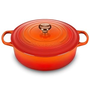 Le Creuset Signature 6.75-quart Round Wide Oven with Copper Knob – Enameled Cast Iron (Flame)