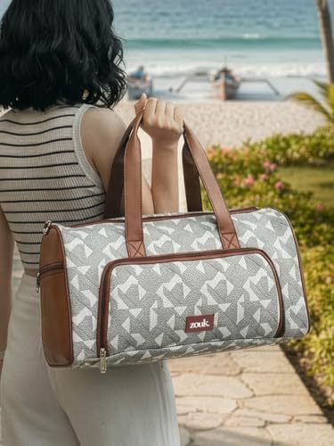 Image of Zouk Weekender Duffle Bag | Perfect 3 Day Trip Duffle for 10 Clothes | Lightweight Foldable Cabin Bag for Men & Women | Full Access Opening, Shoe Pocket & Trolley Sleeve | AravalliAbstract