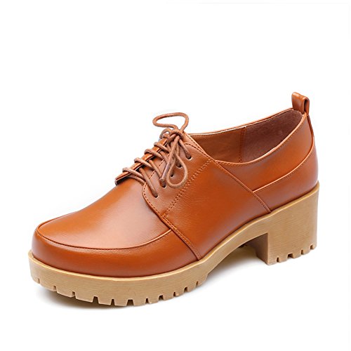 Chaussures dentelle bout rond pour vos sorties romantiques et événements en terrasse