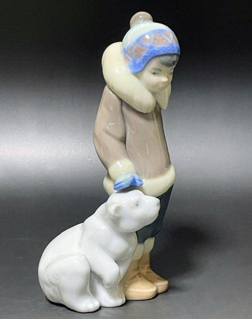 リヤドロ エスキモーライダース、エスキモーの少年と小熊、小熊と