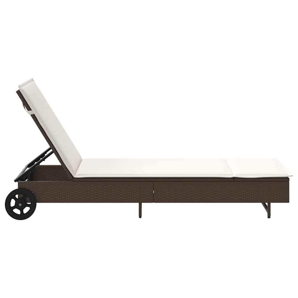 Lettino Prendisole con Ruote e Cuscino in Polyrattan Marrone, Sdraio da Esterno con Schienale Regolabile 3 Posizioni, Poltrona Relax con Ruote per Piscina Giardino Balcone, Portata 110 Acqua e UV