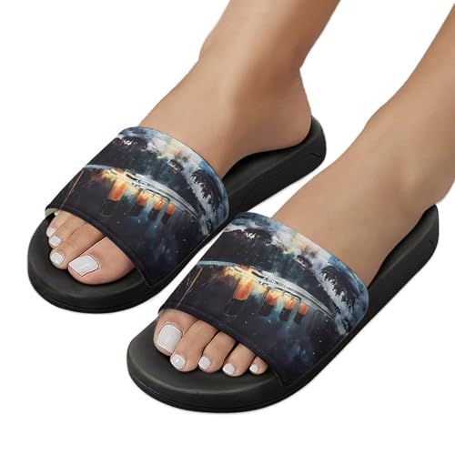 The Sinking of The Titanic Ship Men's Bathroom Slippers Shower Indoor Home Beach Outdoor Shoes for Women 5