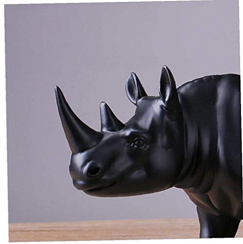 Rhinocéros noir géométrique : l'atout charme d'un salon moderne chic