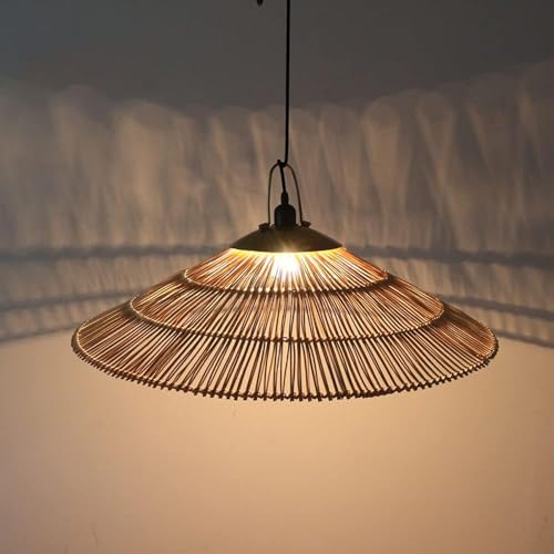 Chandelier lampe d'art en rotin naturel pour une maison de thé zen
