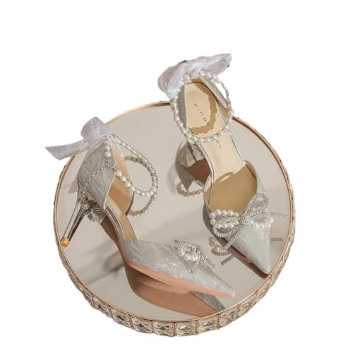 Chaussures de mariée en cristal d'exception et escarpins pointus de luxe