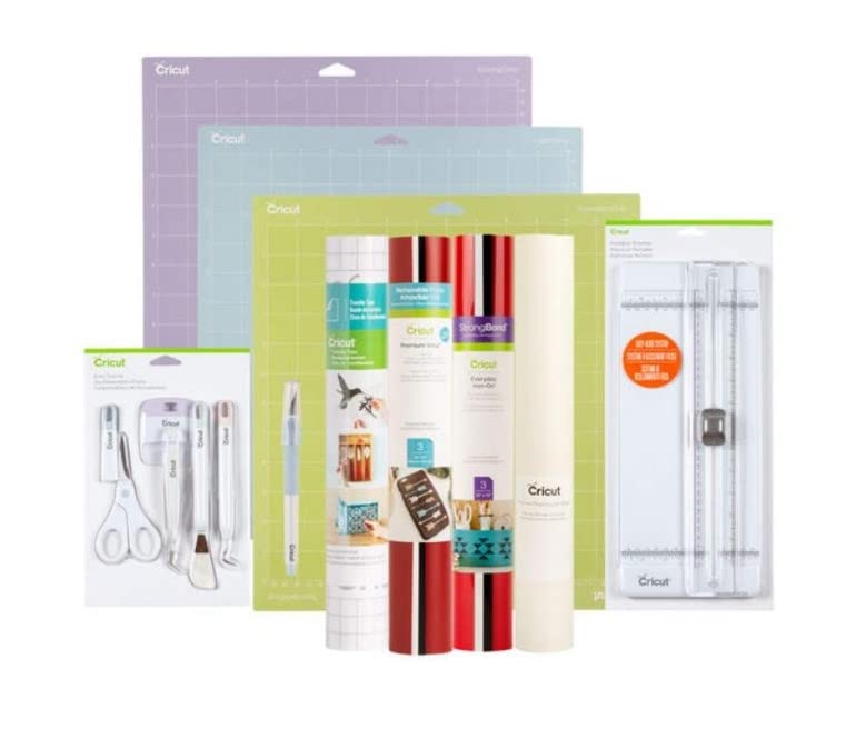 Cricut Explore Air 2 Starter Bundle - Includes 50 images
