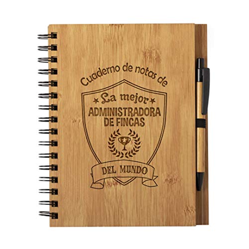 Planetacase - Cuaderno de Notas la Mejor administradora de fincas del Mundo - Libreta de Madera Natural con Boligrafo - Bloc de Notas A5 con 80 Hojas - Diseño Grabado en Bajorrelieve