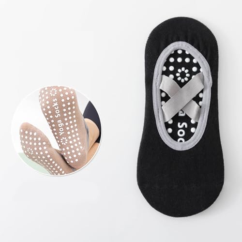 3 Pairs Non Slip Yoga Socks for Women and Men Grip Pilates Barre Socks for Indoor Fitness Workout Black2