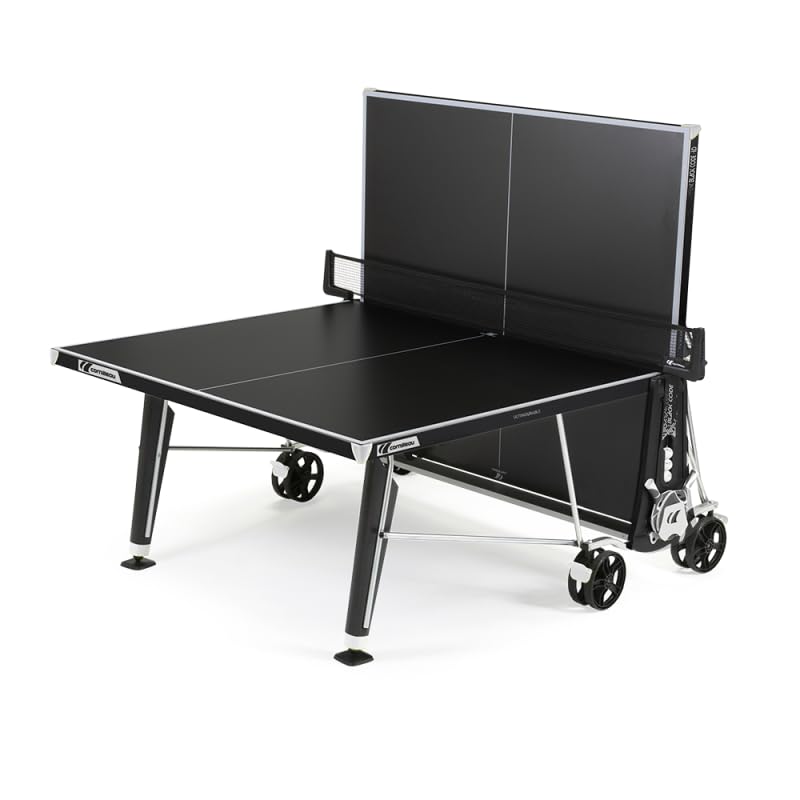 Cornilleau - Table de ping-Pong d'extérieur Loisir Black Code ID - Made in France - Plateau Noir 5mm - Technologie Compact - Vérouillage DSI 16 Points de sécurité