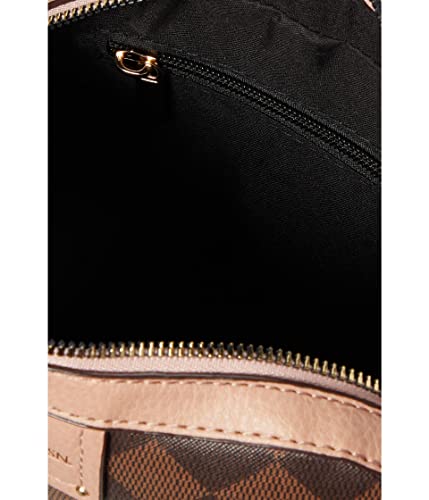 DIAMOND SIGNATURE CROSSBODY BAG2