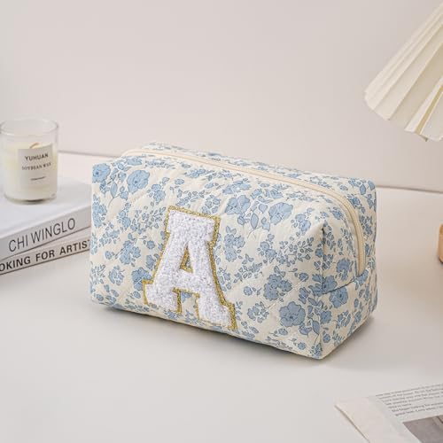 Gleyemor Personalized Initial Makeup Bag for Women, Cute Quilted Blue Floral Cotton Cosmetic Bag, Christmas Gifts for Her Mom Friend Sister Bridesmaid Teacher Women A3