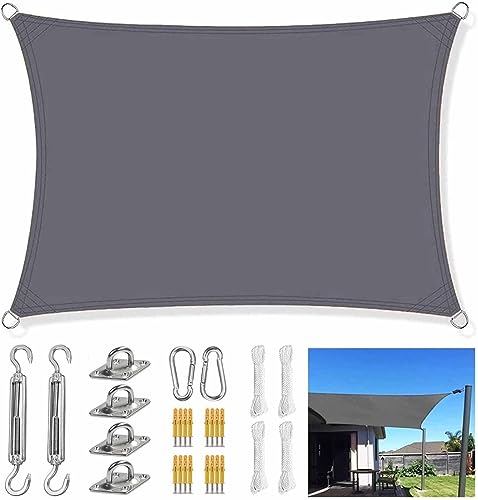 Voile d'ombrage imperméable gris protégeant votre terrasse avec kit de fixation inclus