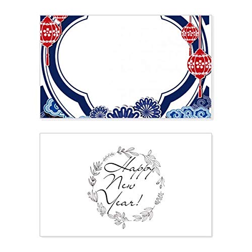 Tarjeta conmemorativa de año nuevo con detalles de flor azul, ideal para regalar buenos deseos