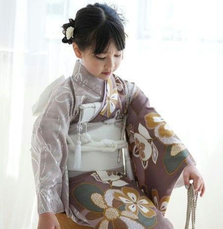 ひよこ商店＊新品＊くすみカラー薄紫の着物と白の帯の筥迫セット ひよこ商店くすみカラー薄紫の着物と白の帯の筥迫セット ひよこ商店