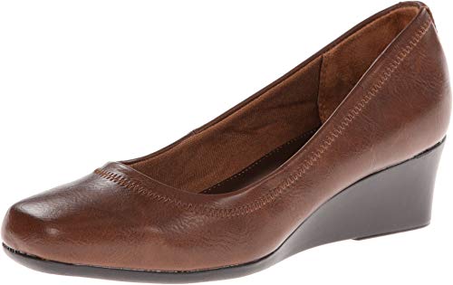 LifeStride Women's Groovy Wedge Pump, darktan, 8 M US