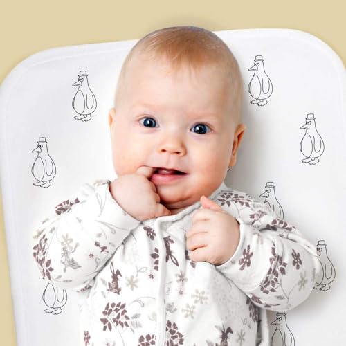 Azeeda 'Grumpy Penguin' Baby Burp/Wash Cloth (BC00034129)2