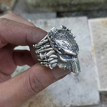 Amazon.co.jp: ヘビー ピュア シルバー プレデター リング ~ ゴシック
