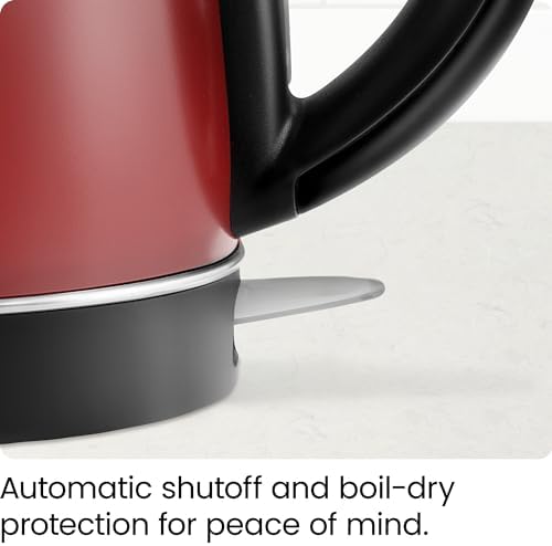 Chefman Electric Tea Kettle, Colour-Changing, Fast-Boiling, Auto Shut-Off, Cordless Pouring, Stainless Steel, BPA-Free Interior, 1.7 Litre Capacity, Black/Red