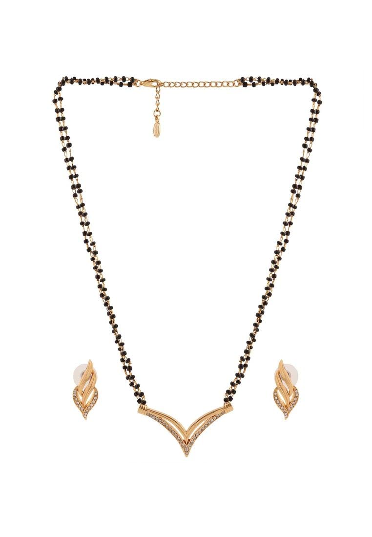 See full amazon price history chart for Estele Womens 24 Kt Gold and Silver Plated Flighting Mangalsutra Necklaces Estele Womens 24 Kt Gold and Silver Plated Flighting Mangalsutra Necklaces (B08D491XR7) Amazon Price History, Amazon Price Tracker