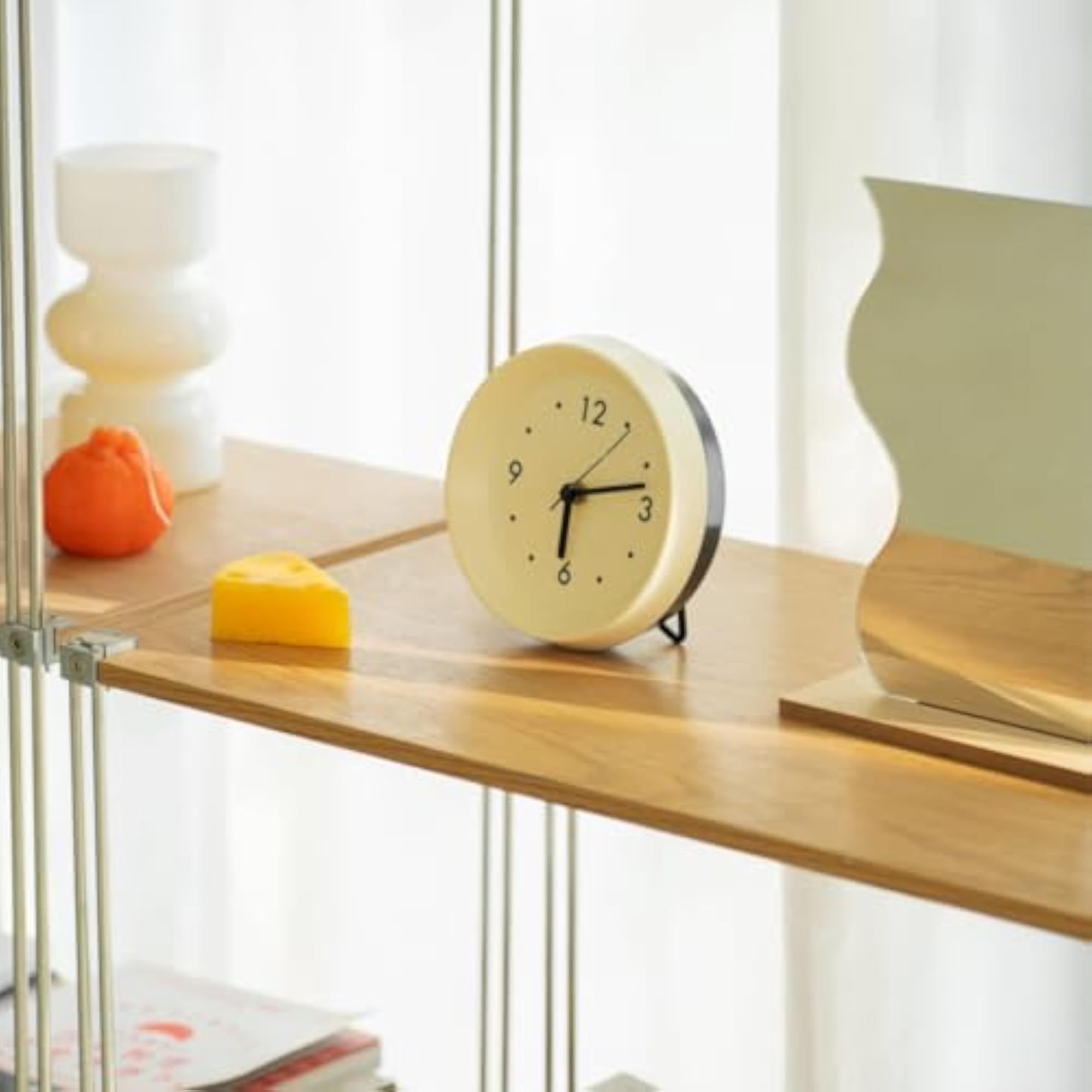 Cream-White Round Tabletop Table Clock ABS Resin Minimalist Table Clock Black Stand Home Decor Compact