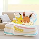 Familando Pokémon Kuscheldecke XL 150x200 cm - Fleece Decke mit Pikachu und Evoli - Weich, hautfreundlich, farbecht Kinder & Fans - pflegeleicht, schnelltrocknend, Öko-Tex Standard