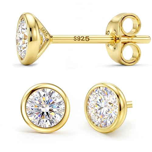 GEMQUEEN Moissanite Earrings Studs : 18K Gold Plated Solid 925 Sterling Silver Stud Earrings for Women Men Hypoallergenic Bezel Moissanite Jewelry for Sensitive Ears Round Cut D Color VVS1 1CT