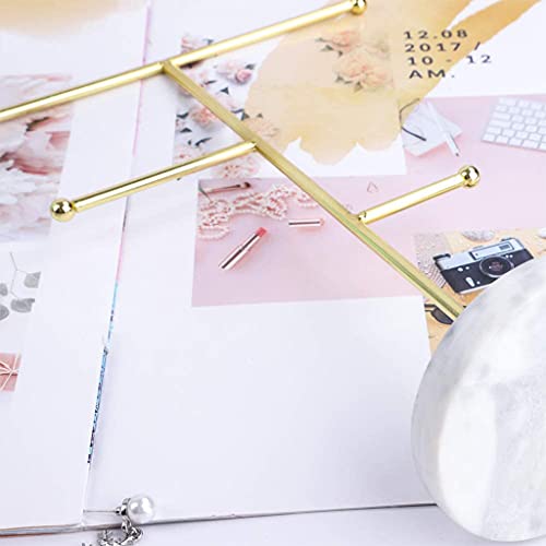 Dessus de table organisé avec ce porte-bijoux motif marbre chic - 6