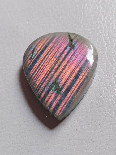 Cabochon labradorite violette rare de qualité gemme pour la haute joaillerie