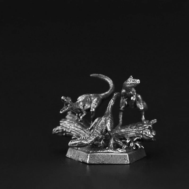 Miniatures dinosaures en cuivre pour sublimer un centre de table de salon chaleureux