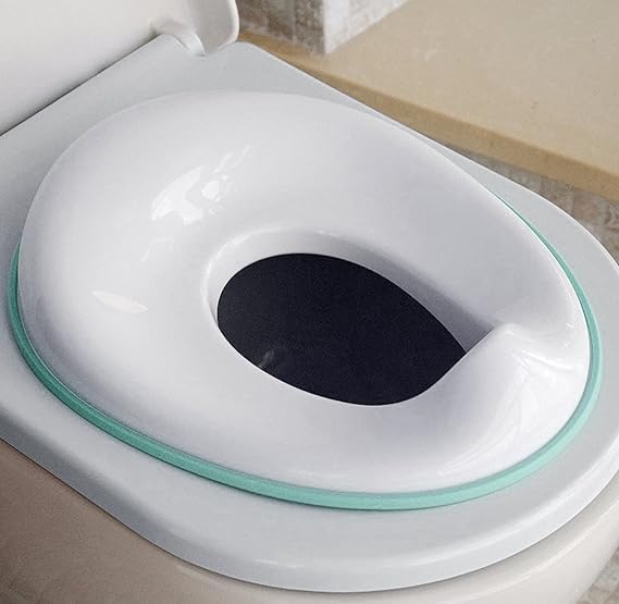 Image of Plastic Portable Baby Potty Training Seat for Boys and Girls Potty seat Toilet Seat for Kids 0 to 5 Years Child Toddler Non-Slip with Splash Guard Fits Round & Oval Western Toilets