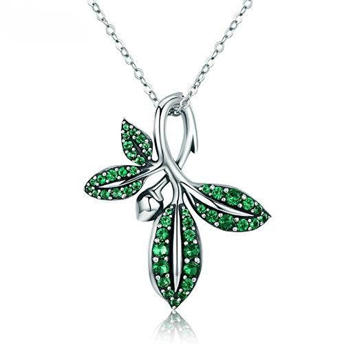 Collier feuilles d'arbre argent : un bijou anti-ternissement pour peaux sensibles