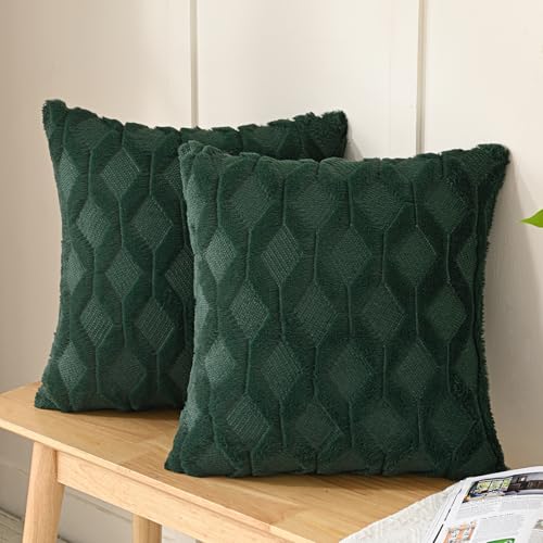 Volcanics Pack of 2 Faux Wool Throw Pillow Covers 20x20 Inches Decorative Farmhouse Velvet Couch Pillow Case Soft Plush Square Boho Cushion Pillowcase, Dark Green