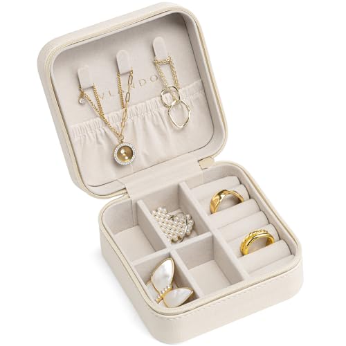Vlando Travel Jewelry Box Organizer, Portable Jewelry Box, Small Jewelry Organizer Box for Girls Women Gift Rings Earrings Necklaces Storage,White