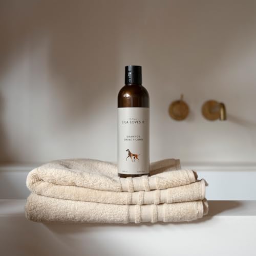 Shampoo für Hunde - natürliche Fellpflege, mit Argan- und Lavendelöl, vegan, ohne Parabene, ohne Parfum & ohne Silikon, SHAMPOO SHINE & COMB von LILA LOVES IT, 250 ml