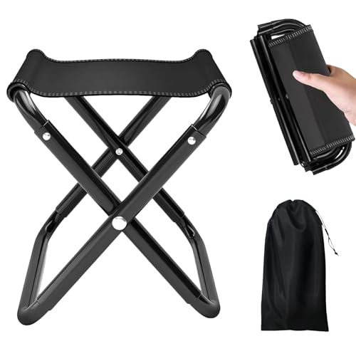 ✔️【Apertura e chiusura rapida, estremamente portatile】Lo sgabello pieghevole è caratterizzato da un design a chiusura rapida e la struttura brevettata di stabilizzazione incrociata consente di aprirlo e chiuderlo in pochi secondi. Una volta piegato, è spesso solo 10 cm e viene fornito con una speciale custodia per il trasporto che può essere facilmente riposta in tasca. Questo sgabello portatile è super leggero e non risulta pesante nemmeno se portato nello zaino.