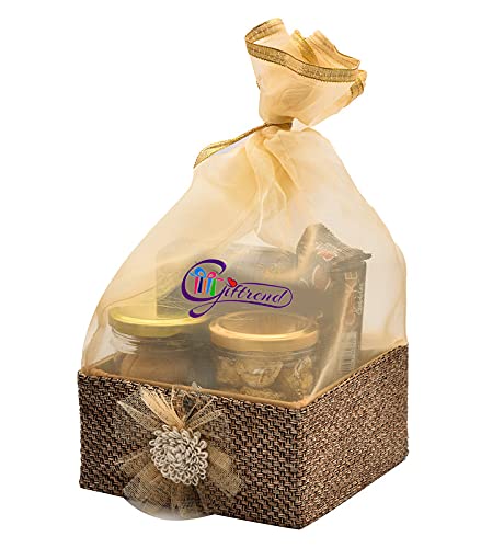 Image of Giftrend Bundle with Christmas Chocolate Gift Hamper | Festive Gift Box for Celebration Season