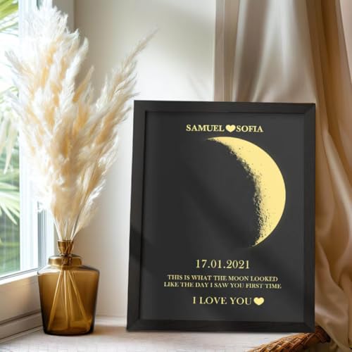 Marco de fase lunar personalizado de nogal para decorar tu salón con elegancia 2