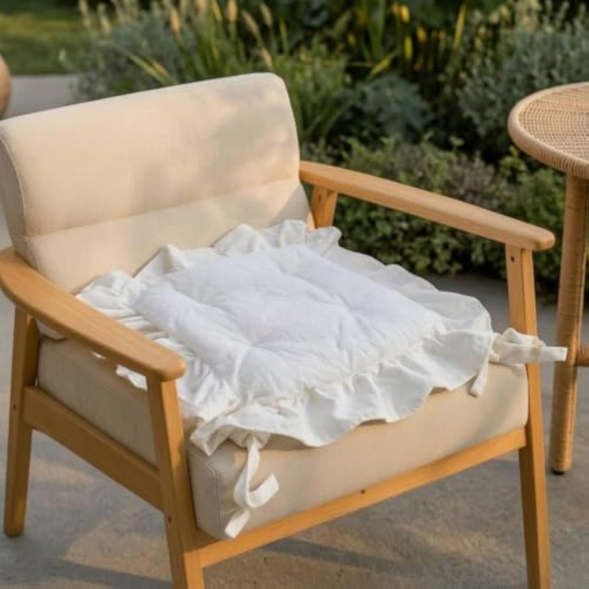 Square Ruffled Chair Cushion with Ties