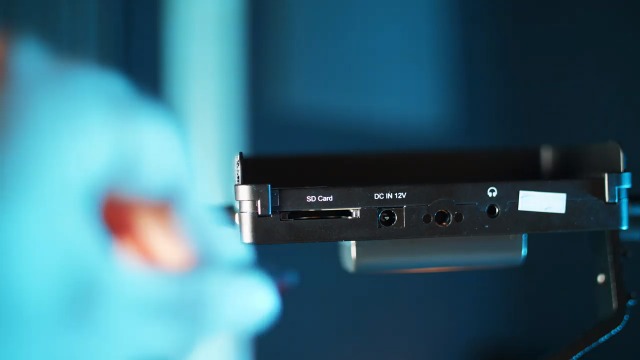 Amazon.com : FEELWORLD F6 Plus +Battery +Carry Case 6 inch DSLR