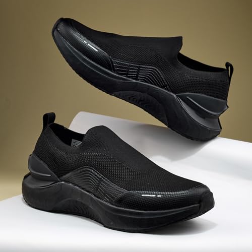 Image of Campus Men Flynn Walking Shoes