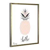 Rückwand mit Aufhängern für Hoch- und Querformat