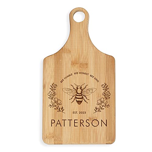 Tabla de Cortar Paddle de Bambú con Diseño de Abeja Grabado, 34.29 cm x 17.78 cm, Personalizable miniatura 1