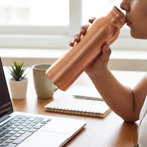 Image of Thangam Copper Water Bottle - 950 ml | Pure Copper | Leak Proof & Durable | BPA Free | Ayurvedic Health Benefits | Eco-Friendly Reusable Water Bottle