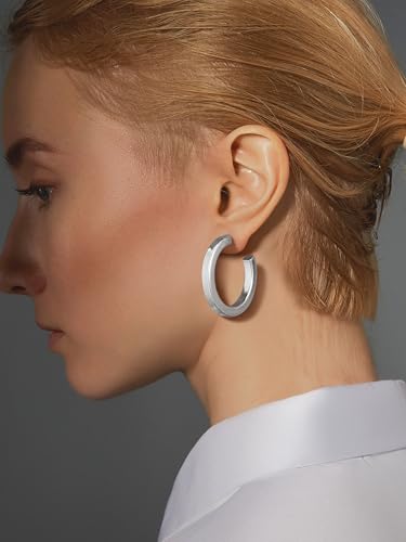 Image of Stainless Steel Chunky Hoop Earrings For Women, Minimalist and Chic, Black /Gold Plated, Round Hoops Earrings Hypoallergenic, Size: 30mm /40mm /60mm /80mm, Come with Box