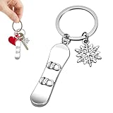 Widerstandsfähiges Design: Hergestellt aus großartiger Zinklegierung, verformt sich dieser Snowboard-Schlüsselanhänger nicht und zerkratzt Ihre Haut nicht. Sein mehrschichtiger Galvanikprozess erhöht seine Haltbarkeit und bewahrt gleichzeitig seine hellen Oberflächen.