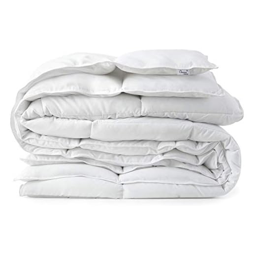 MEDIUM WARMTH White Down Alternative Comforter With Space Saver Storage Bag, Duvet Insert, Corner Tabs, Piped Edges, Protection Against Dust Mites, Hypoallergenic, Allergy Free (Medium Warmth, King)