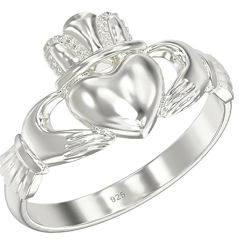 Design celtico: il Claddagh rappresenta la lealtà d'amore e l'amicizia. Le mani rappresentano l'amicizia, il cuore rappresenta l'amore e la corona, la lealtà. Una perfetta espressione delle tue radici irlandesi, o un simbolo di amore amicizia e lealtà.