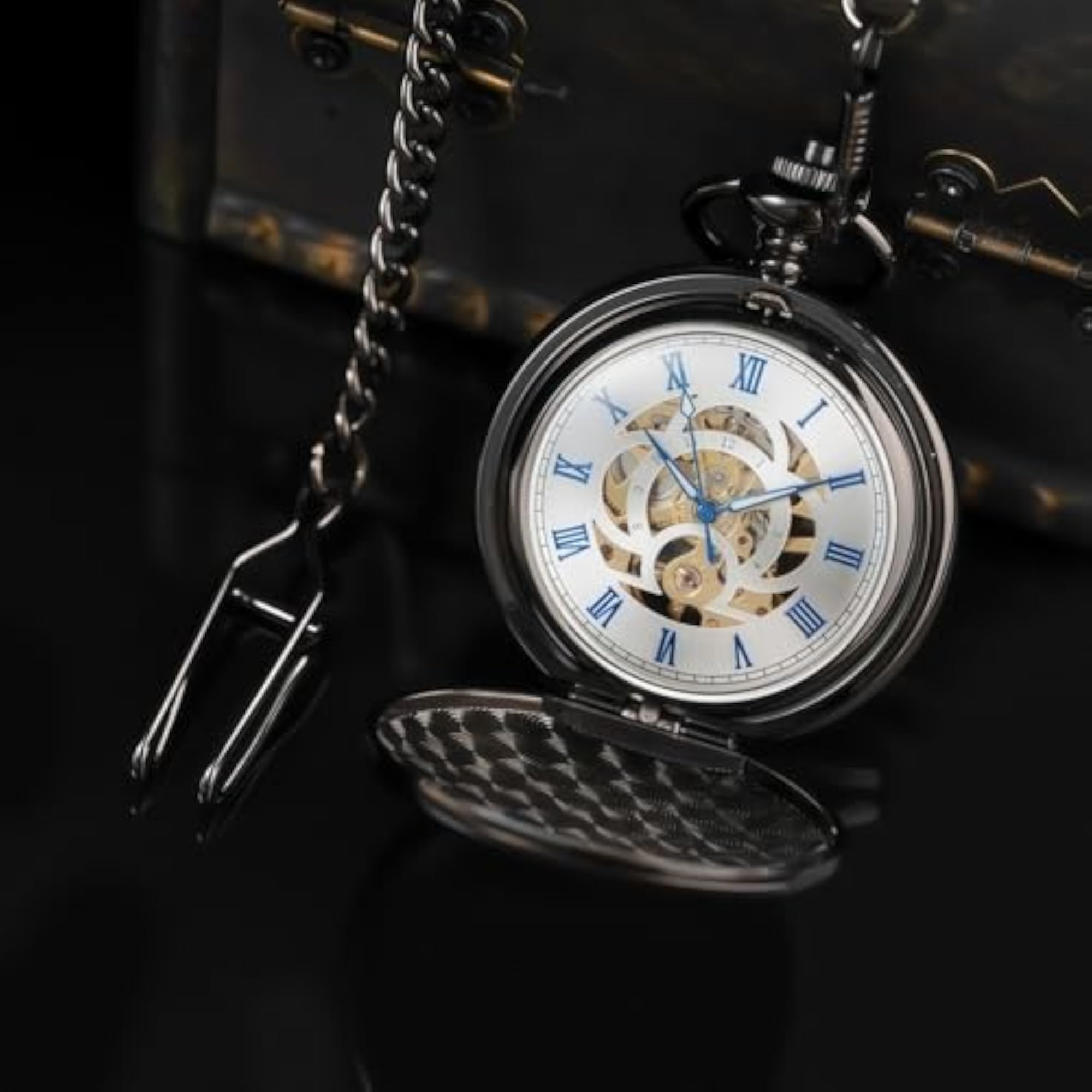 Mechanical Pocket Watch with Chain, Retro Smooth Design