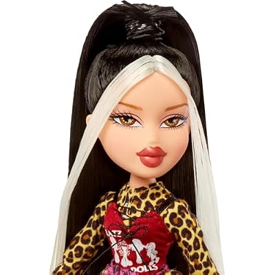 Bratz Stylin' Jade Fashion Doll with Customizable T-Shirt for You and Accessories
