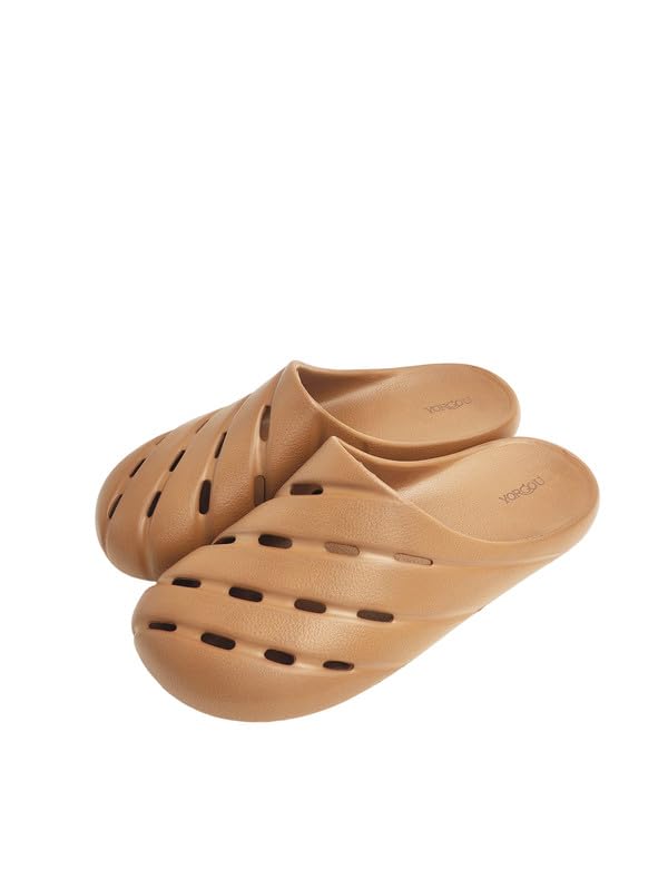 Crafted with flexible rubber , these lightweight shoes ensure all-day comfort while keeping your feet safe from hot sand, sharp rocks, and slippery surfaces. The slip-on design makes them easy to wear, and the unisex fit caters to both men and women.2